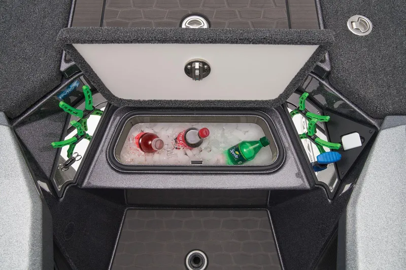 Slide: The Image of Ranger Z521R 2025 - 41