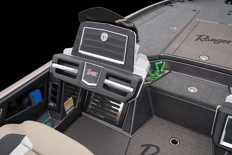 Slide: The Image of Ranger Z521R 2025 - 53