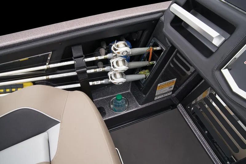 Slide: The Image of Ranger Z521R 2025 - 59