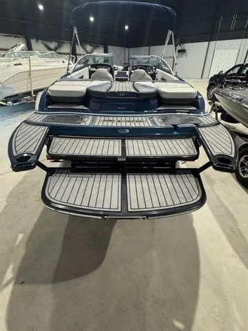 Slide: The Image of Bryant 210 2016 - 3