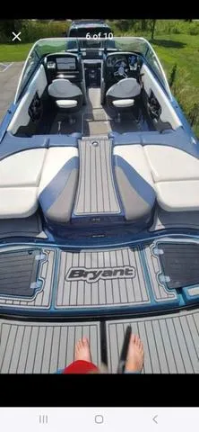 Slide: The Image of Bryant 210 2016 - 5