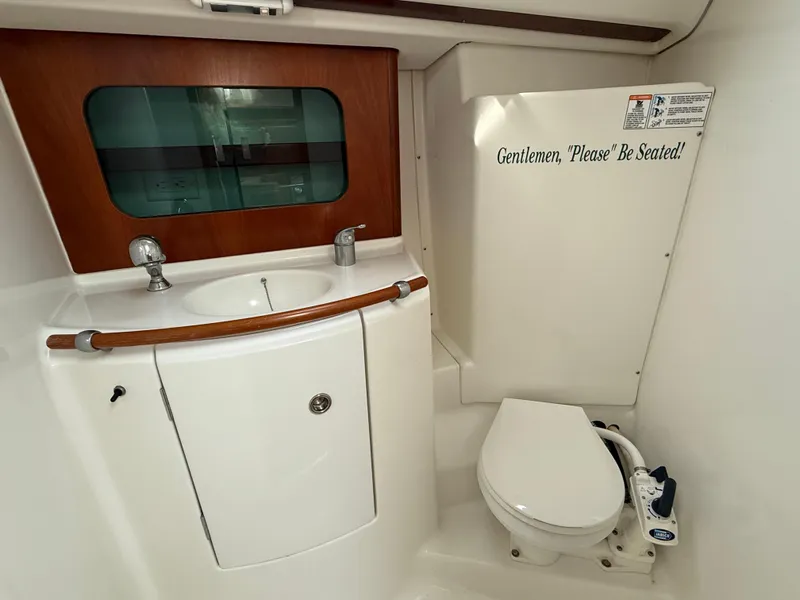 Slide: The Image of Beneteau 331 2002 - 24