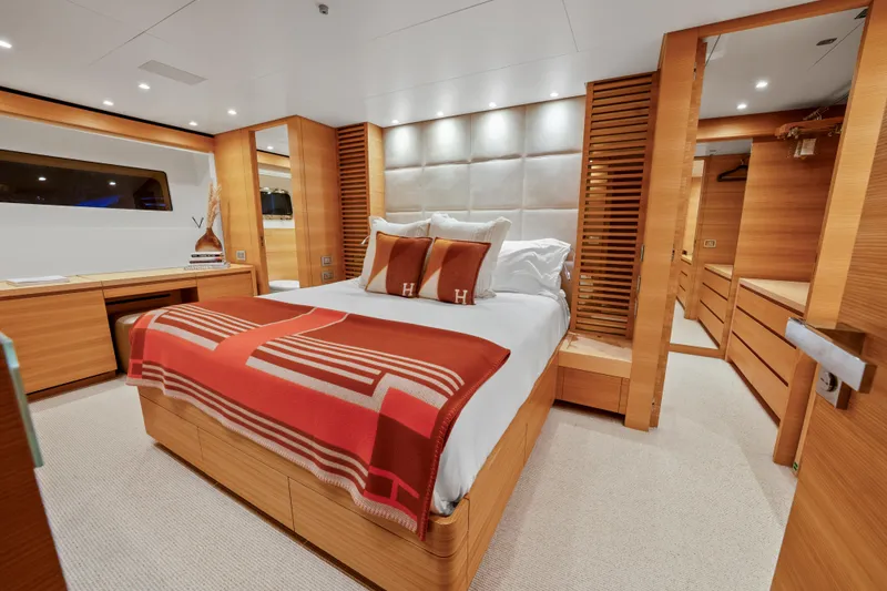 Slide: The Image of Sanlorenzo SD92 2012 - 110