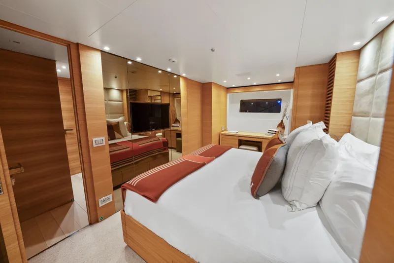 Slide: The Image of Sanlorenzo SD92 2012 - 113