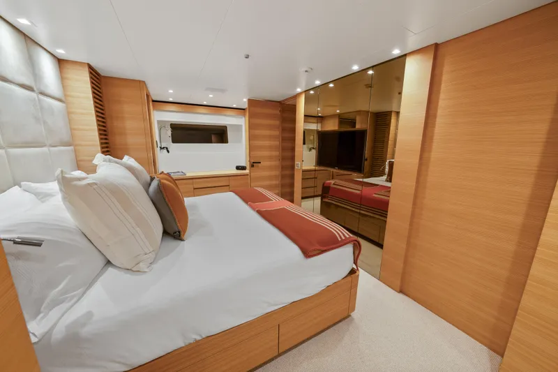 Slide: The Image of Sanlorenzo SD92 2012 - 114