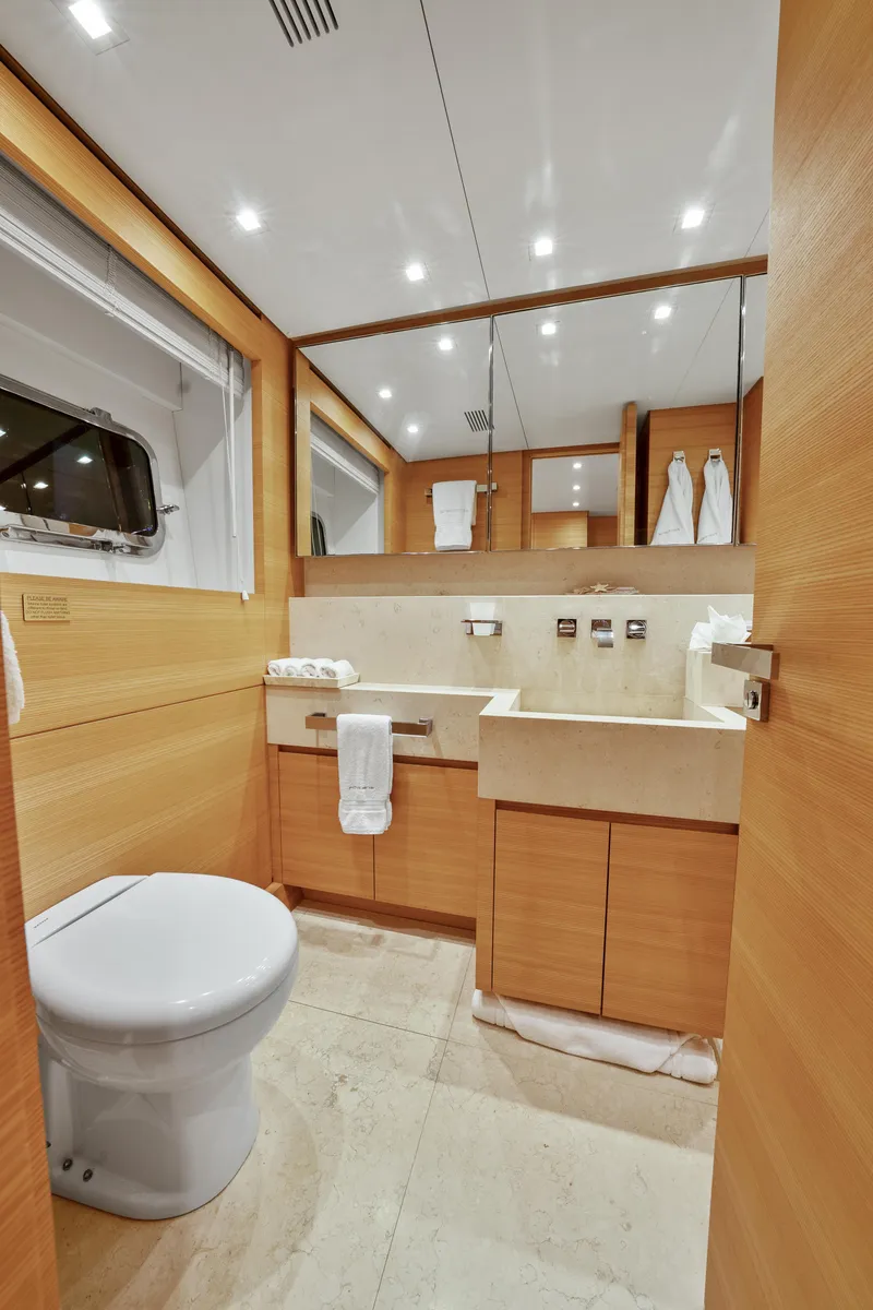 Slide: The Image of Sanlorenzo SD92 2012 - 118