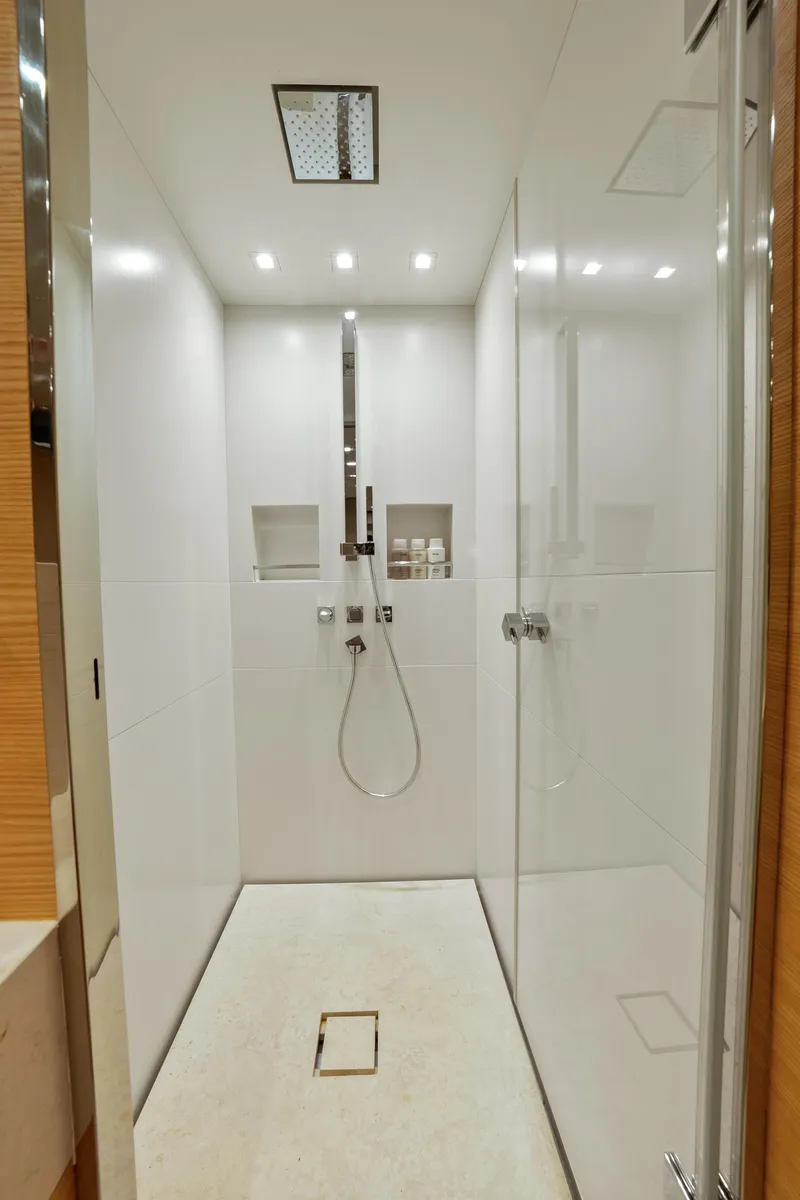 Slide: The Image of Sanlorenzo SD92 2012 - 120