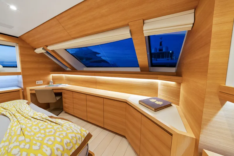 Slide: The Image of Sanlorenzo SD92 2012 - 76