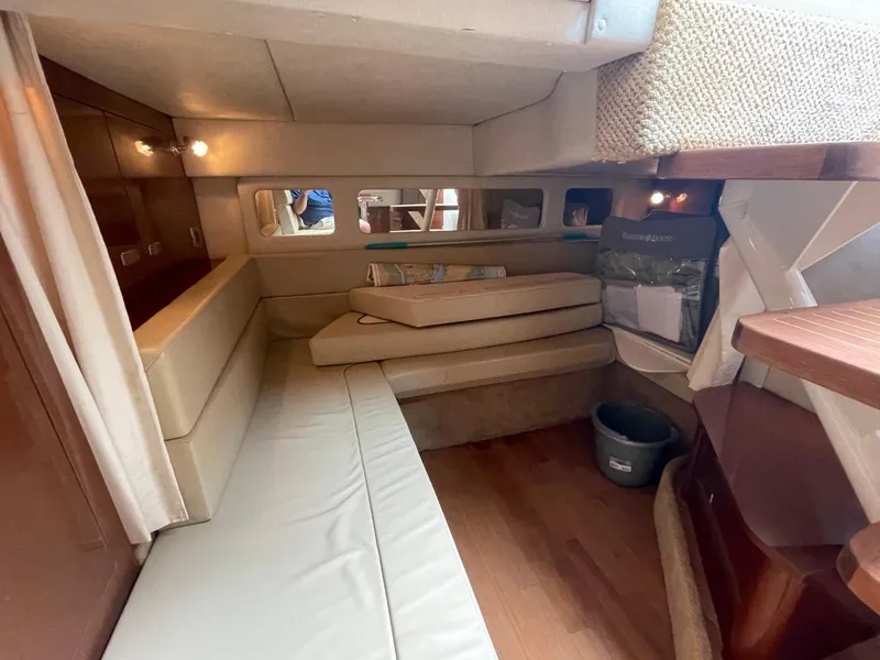 Slide: The Image of Sea Ray 350 Sundancer 2010 - 52