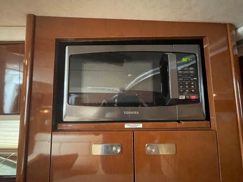 Slide: The Image of Sea Ray 350 Sundancer 2010 - 58