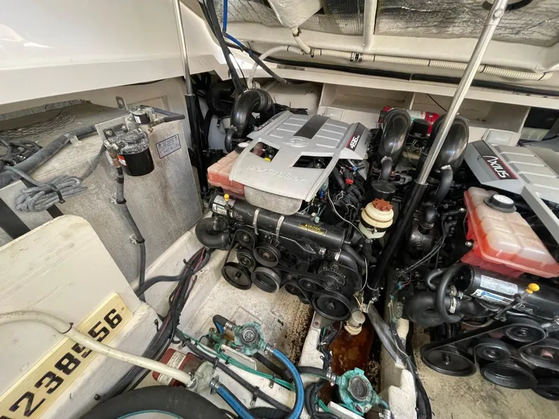 Slide: The Image of Sea Ray 350 Sundancer 2010 - 64