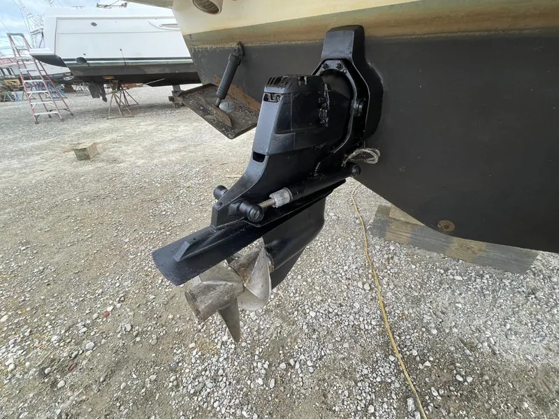 Slide: The Image of Sea Ray 350 Sundancer 2010 - 75