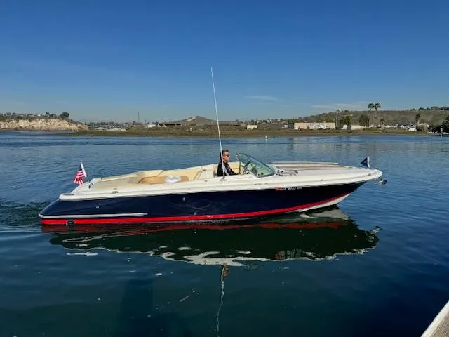 The Image of 2007 Chris-Craft Corsair 28 on calm waters. - 0