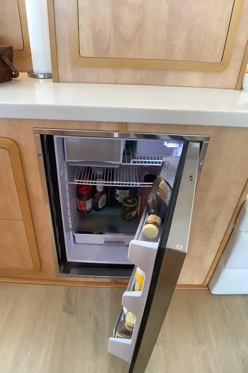 Slide: The Image of Royal Cape Catamarans Majestic 570 Flybridge 2021 - 55