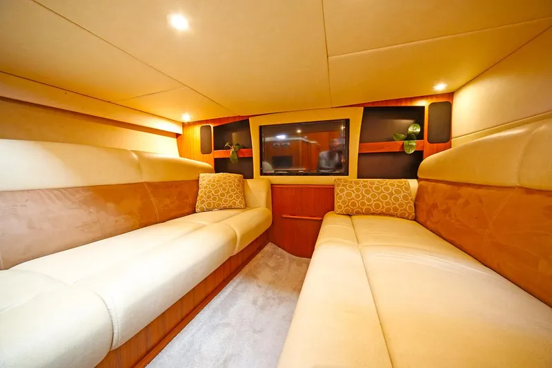 Slide: The Image of Tiara 3900 Sovran 2007 - 51