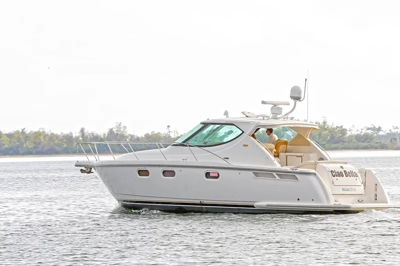 Slide: The Image of Tiara 3900 Sovran 2007 - 56