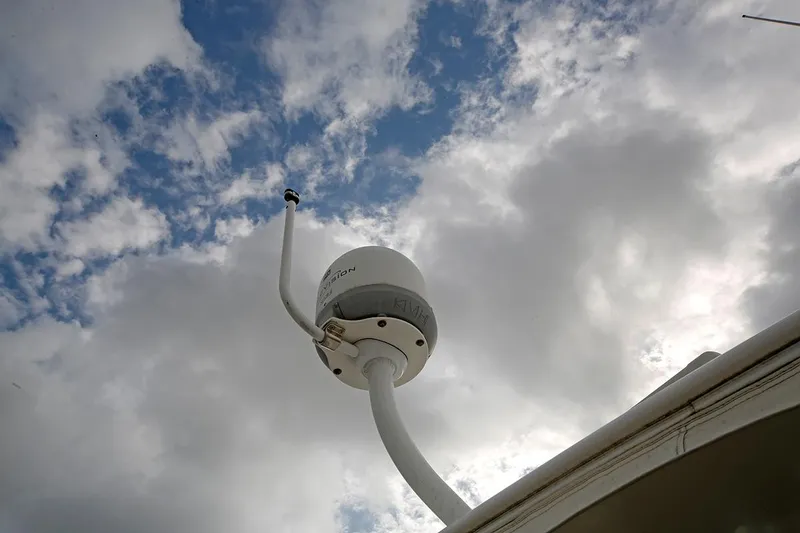 Slide: The Image of Radar equipment on a 2007 Tiara Yachts 3900 Sovran against a cloudy sky. - 9