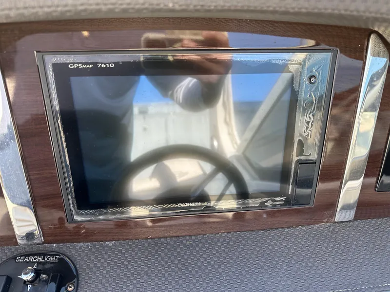 Slide: The Image of GPS display on 2016 Chaparral 337SSX boat dashboard. - 34