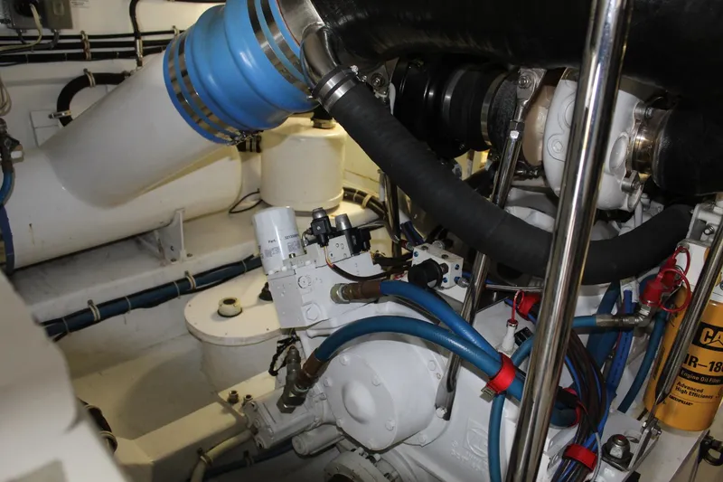 Slide: The Image of Hatteras 50 Convertible 2005 - 112