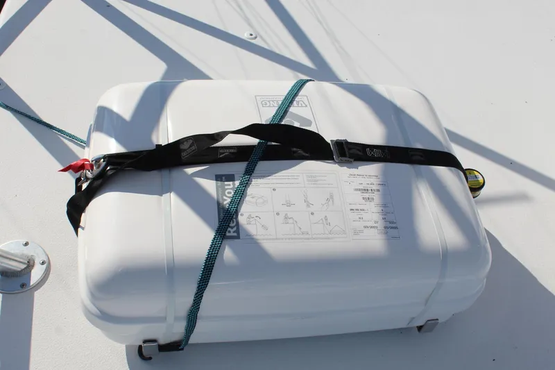 Slide: The Image of Hatteras 50 Convertible 2005 - 57