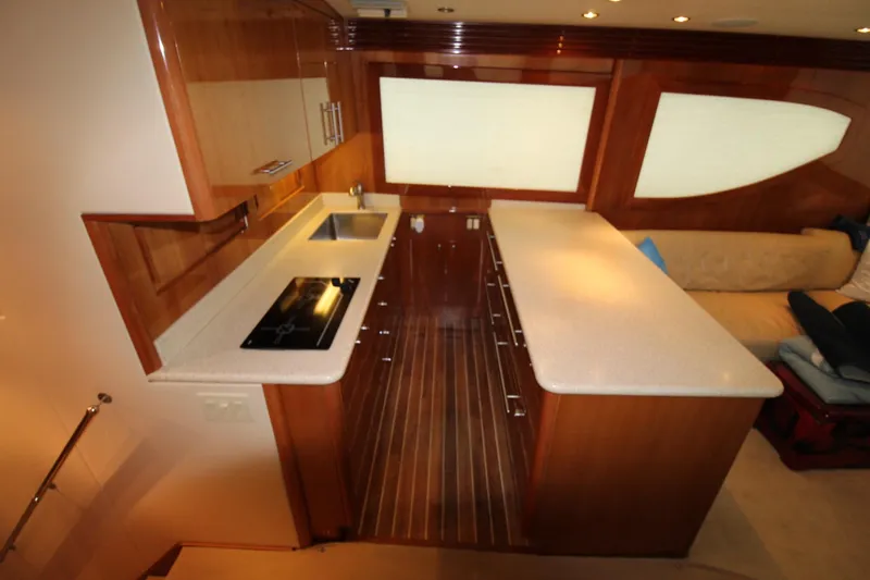 Slide: The Image of Hatteras 50 Convertible 2005 - 73