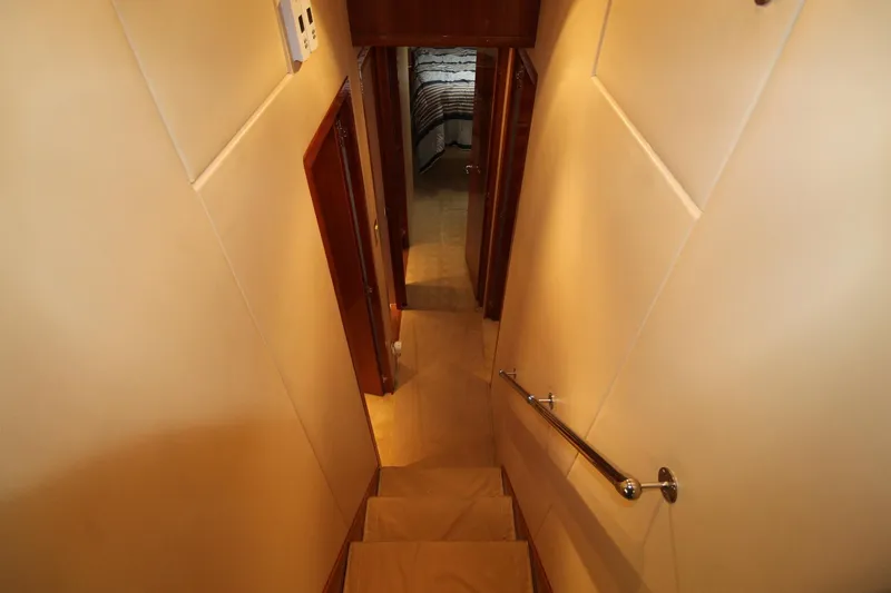 Slide: The Image of Hatteras 50 Convertible 2005 - 76