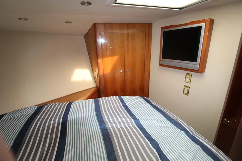 Slide: The Image of Hatteras 50 Convertible 2005 - 78