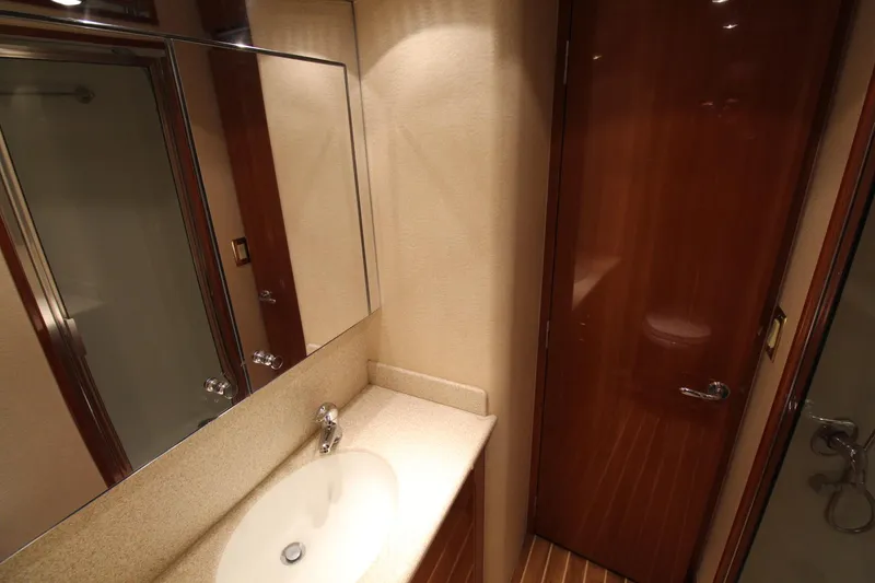 Slide: The Image of Hatteras 50 Convertible 2005 - 89