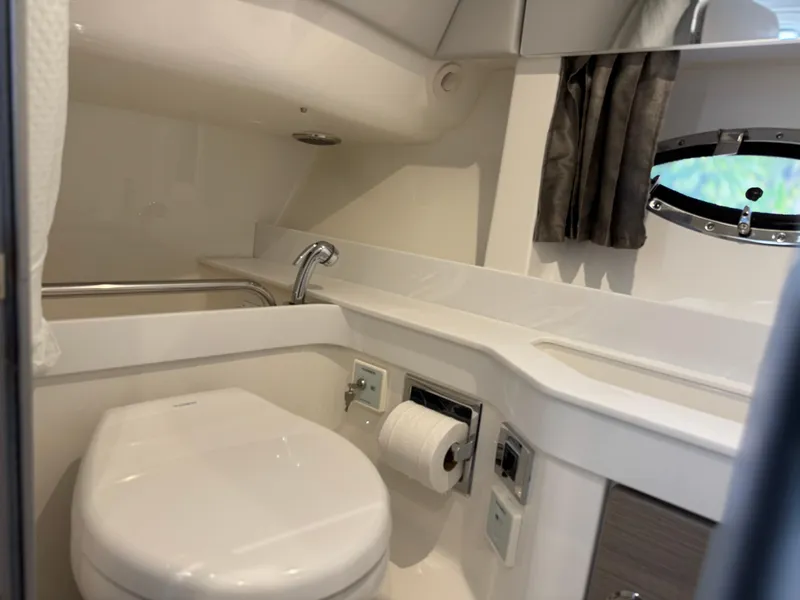 Slide: The Image of Formula 350 Crossover Bowrider 2023 - 58