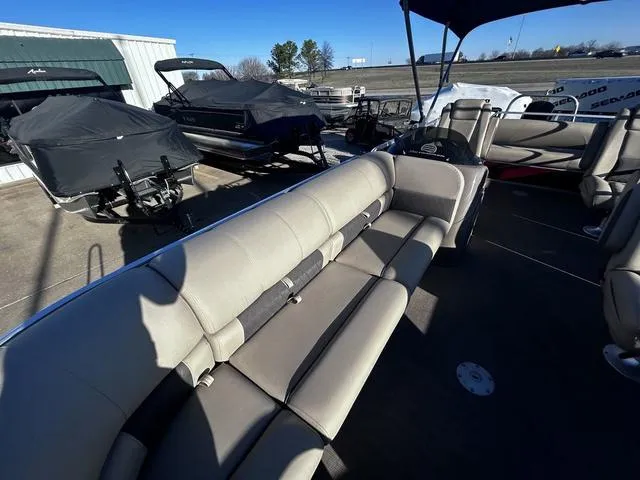 Slide: The Image of Sun Tracker Party Barge 24 DLX 2022 - 12