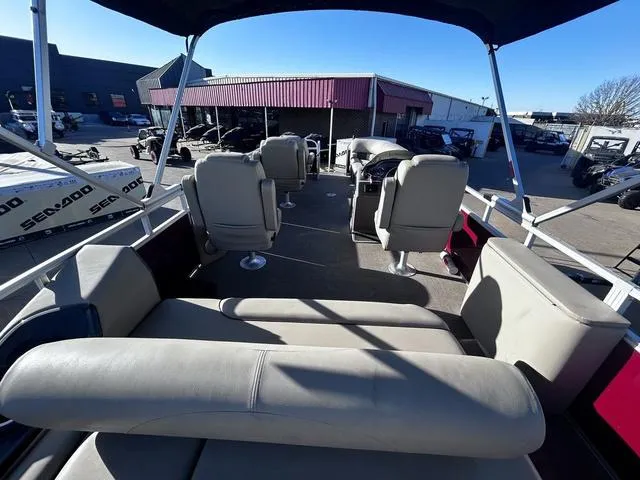 Slide: The Image of Sun Tracker Party Barge 24 DLX 2022 - 19