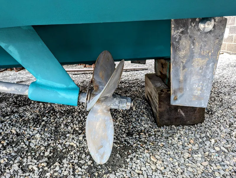 Slide: The Image of Sabre 36 Flybridge 2003 - 50