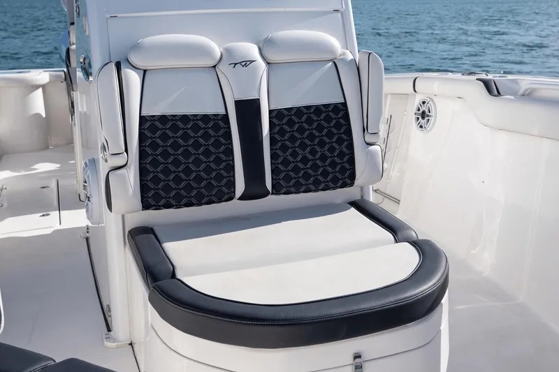 Slide: The Image of Tidewater 292CC 2021 - 14