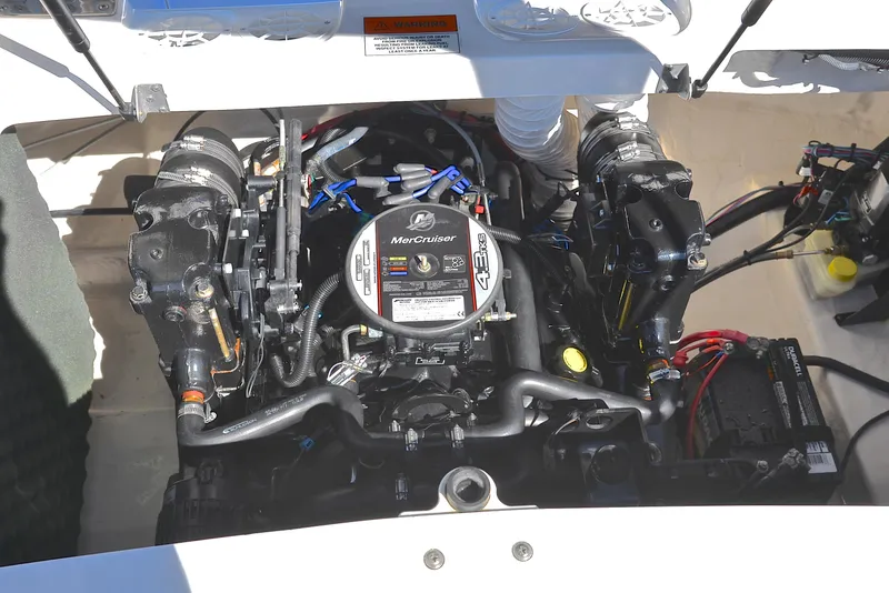 Slide: The Image of 2014 Rinker 196 Captiva engine compartment with MerCruiser 4.3L motor. - 26