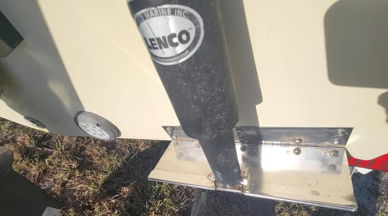 Slide: The Image of 2014 Century 2200 CC -  Trim Tabs - 19