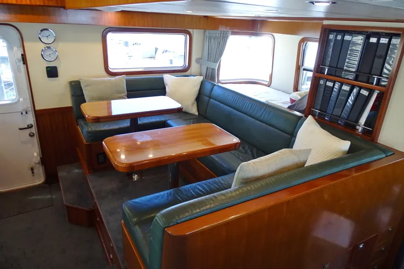 Slide: The Image of Pilothouse settee - 37