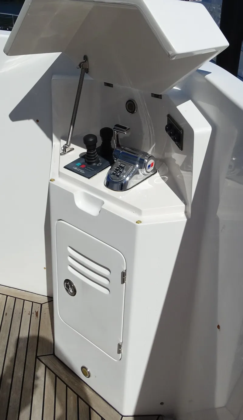 Slide: The Image of Stbd wing station - 48