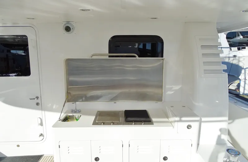 Slide: The Image of Cockpit cooktop/sink - 71