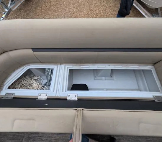 Slide: The Image of Sweetwater SW 2286 SFL 2022 - 15