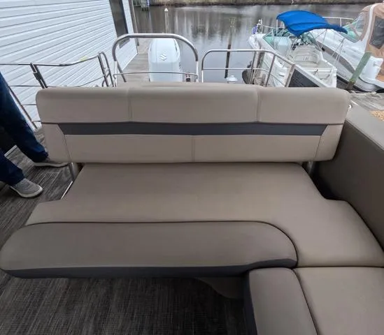 Slide: The Image of Sweetwater SW 2286 SFL 2022 - 29