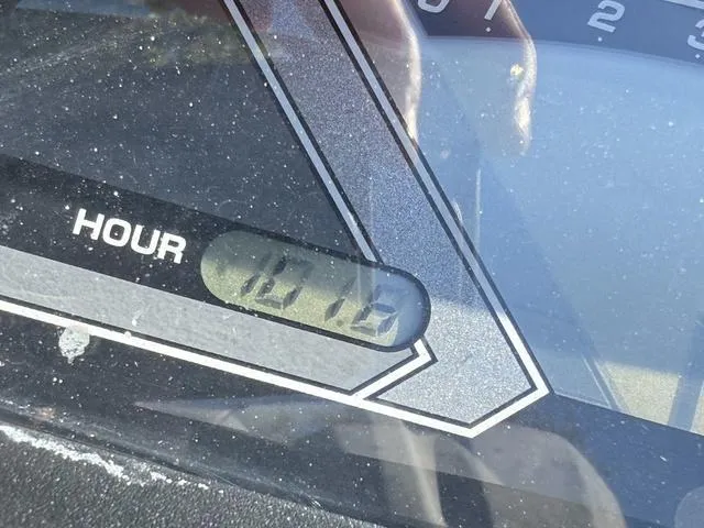 Slide: The Image of Digital display showing 101.5 hours on 2020 Yamaha WaveRunner VX Cruiser. - 5
