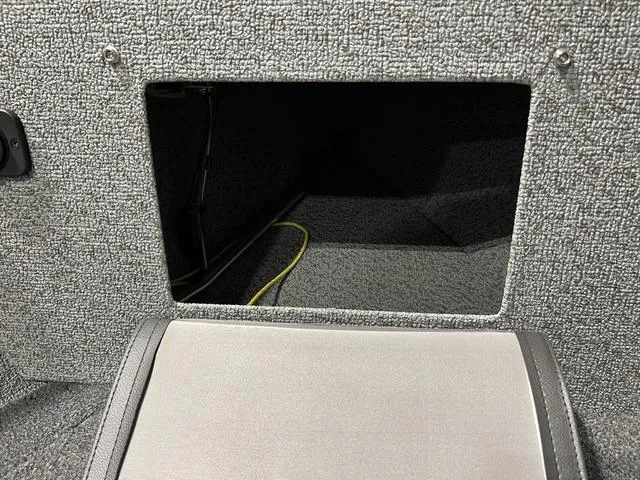 Slide: The Image of Lund 2075 Fisherman Sport 2025 - 19