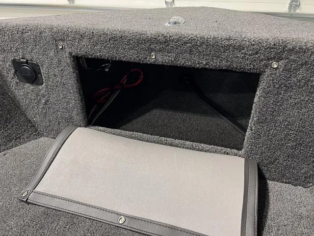 Slide: The Image of Lund 1775 Adventure Sport 2025 - 25