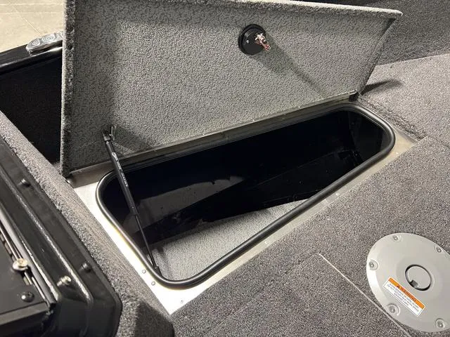 Slide: The Image of Lund 1775 Adventure Sport 2025 - 5