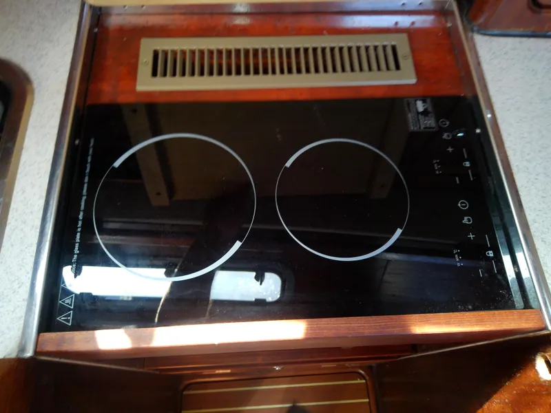 Slide: The Image of Stovetop in 2001 Bavaria 37 Cruiser yacht kitchen area. - 27