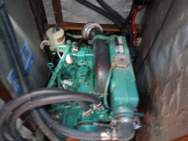 Slide: The Image of Bavaria 37 Cruiser 2001 - 51