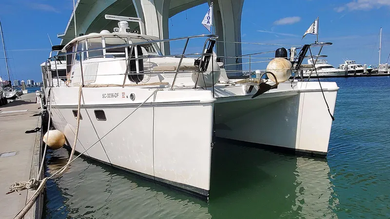 Slide: The Image of Starboard Bow Profile - 2