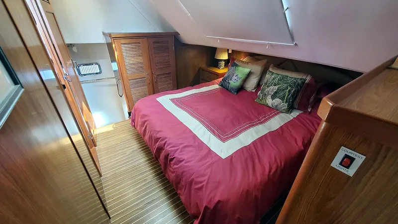 Slide: The Image of Master Stateroom Port Forward - 26