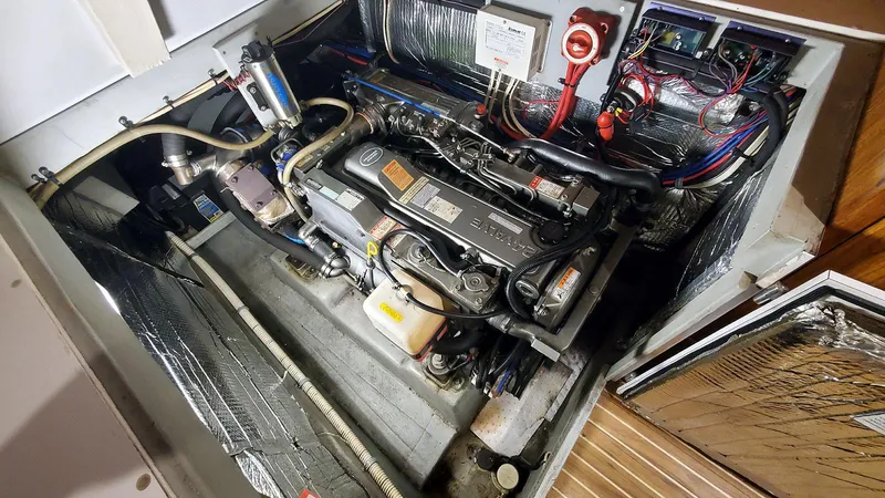 Slide: The Image of Starboard Main Engine - 36