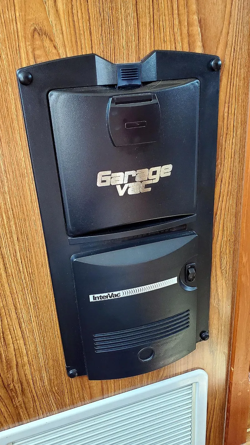 Slide: The Image of Central Vacuum - 47